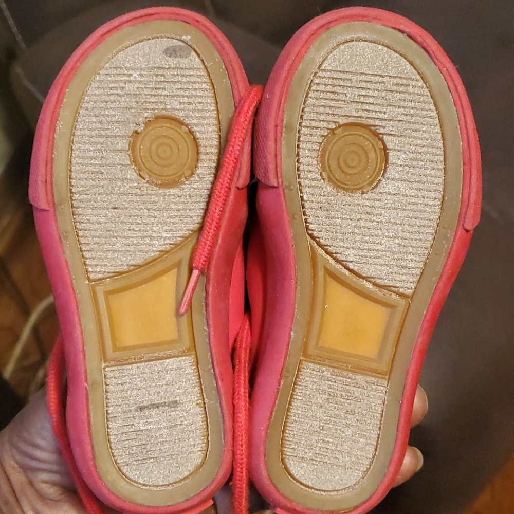 Shoes - Picture 3 of 4